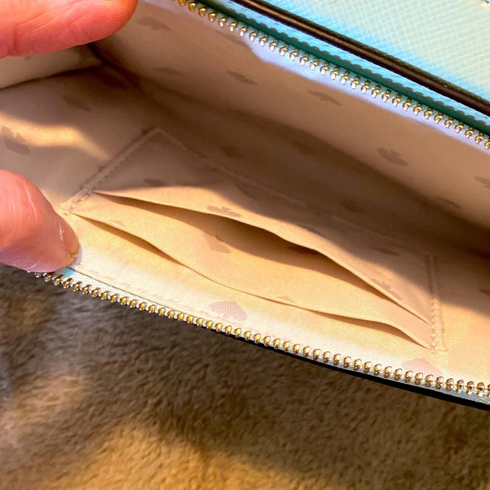 kate spade ♠️ Refined Grain Leather Mint Green crossbody - Picture 8 of 14